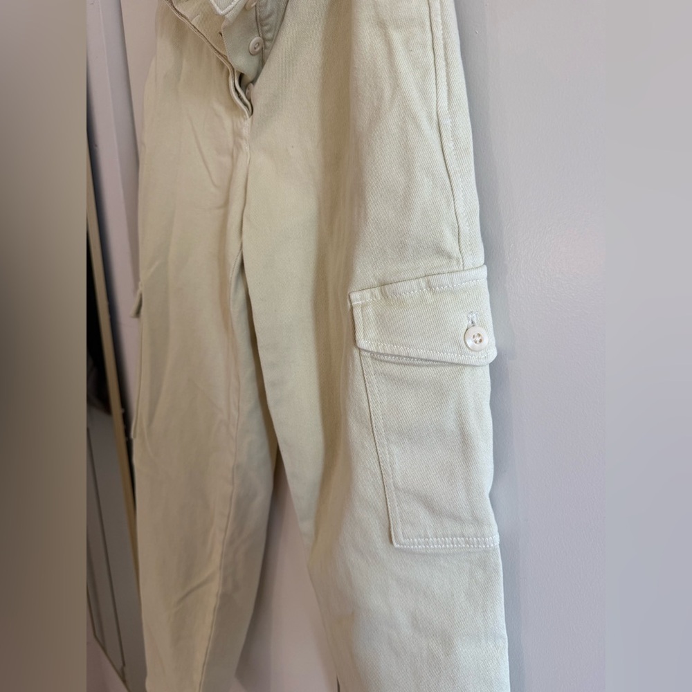 Aritzia Wilfred Cargo Pants - Picture 8 of 10